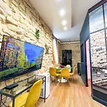 154 - Urban Atelier Home Cinema In Paris
